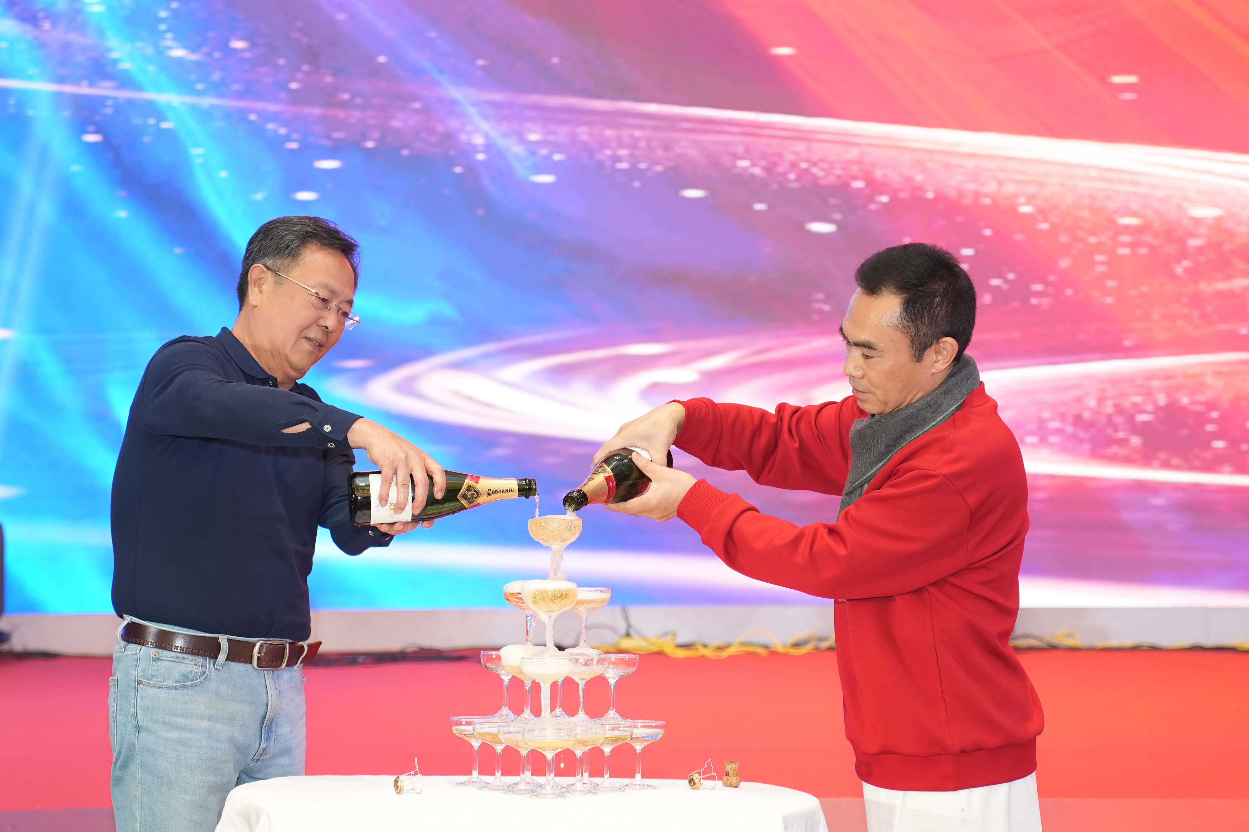 年會的每一幕，都是我們共同的珍藏